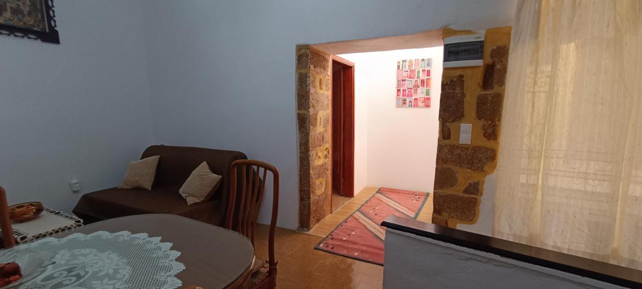 חאניה Comfortable And Spacious Stone Traditional Apartment מראה חיצוני תמונה
