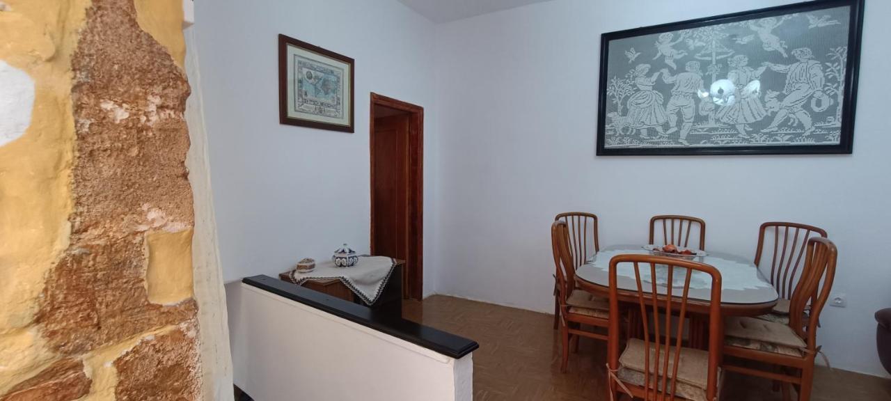 חאניה Comfortable And Spacious Stone Traditional Apartment מראה חיצוני תמונה